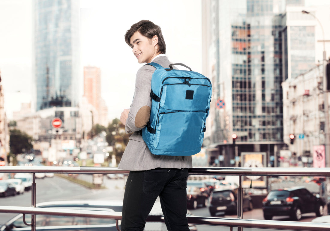 Your Ultimate Checklist for the Best Lightweight Travel Bag in 2025