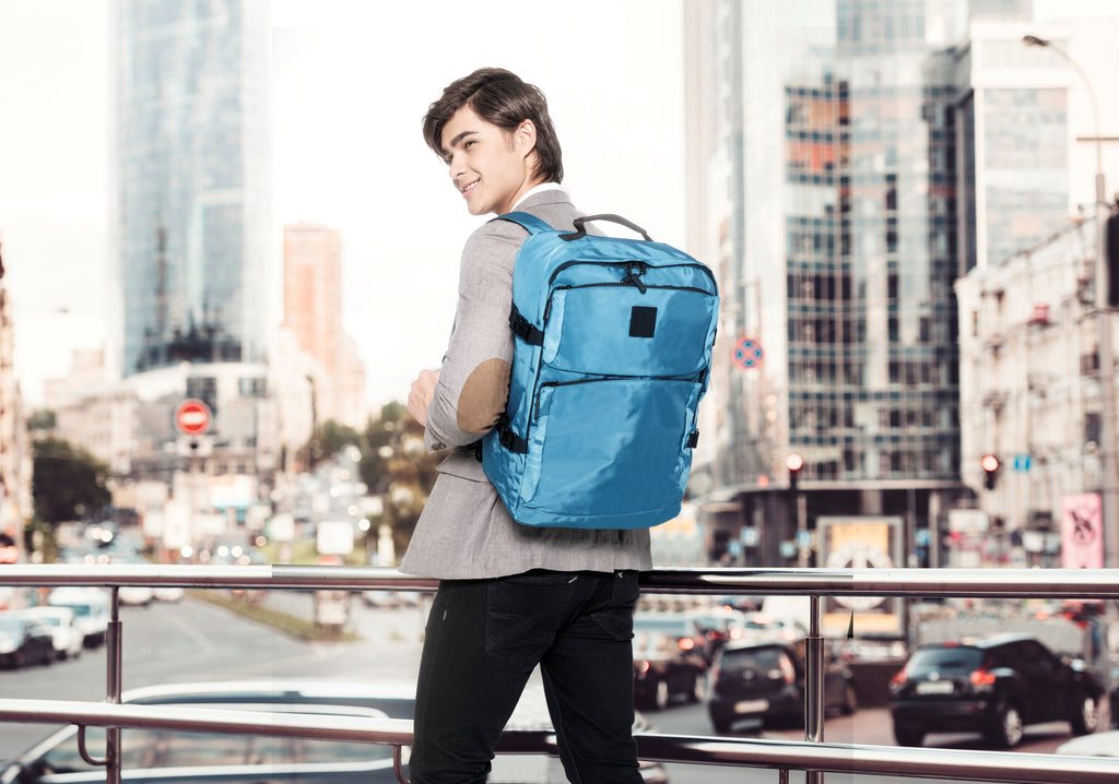 Your Ultimate Checklist for the Best Lightweight Travel Bag in 2025