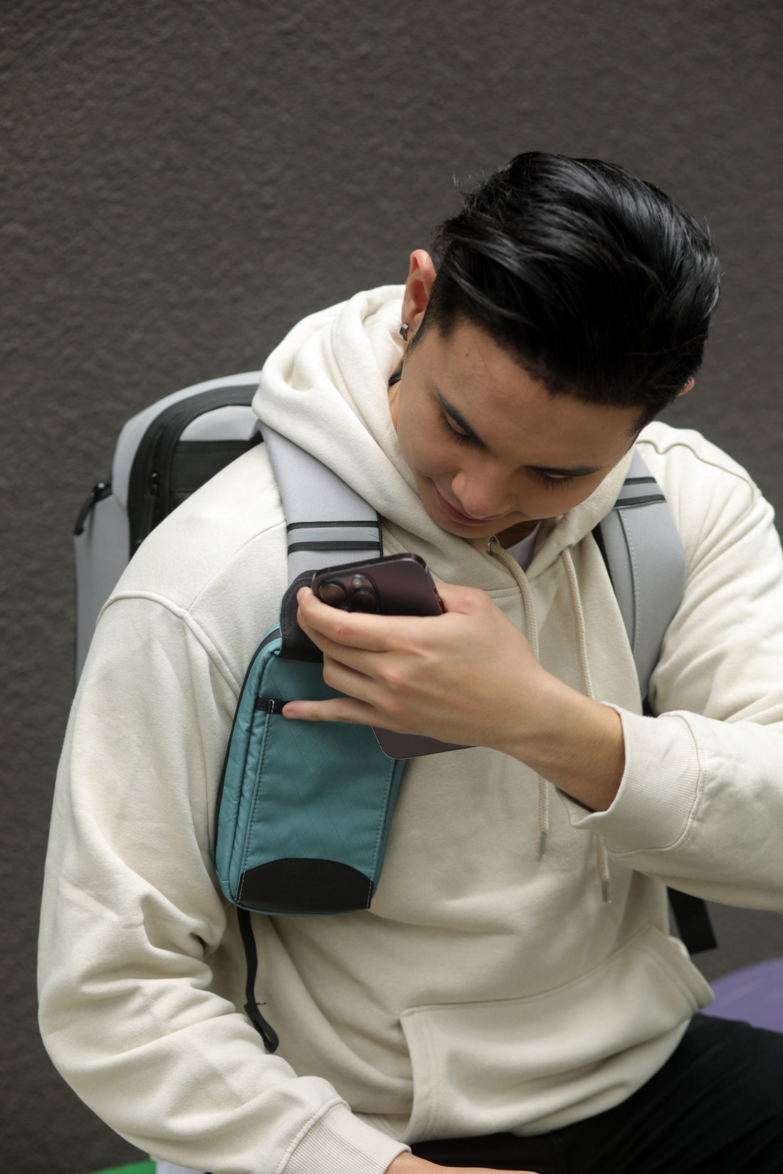 Why U Elements Phone Pouch Organizer is the Best Solo Travel Phone Pouch in the Philippines for 2026
