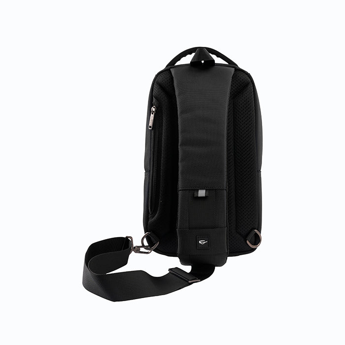 U Elements Essential Devon Crossbody Bag