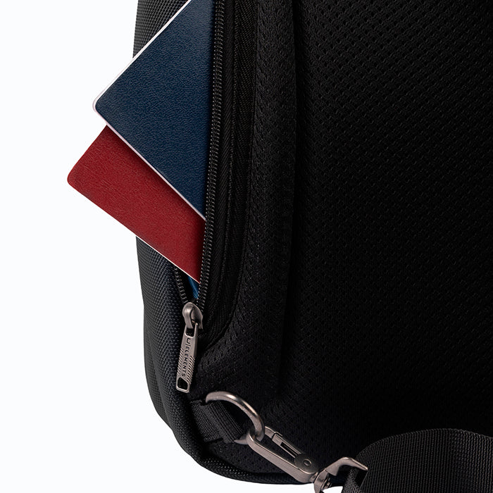 U Elements Essential Devon Crossbody Bag
