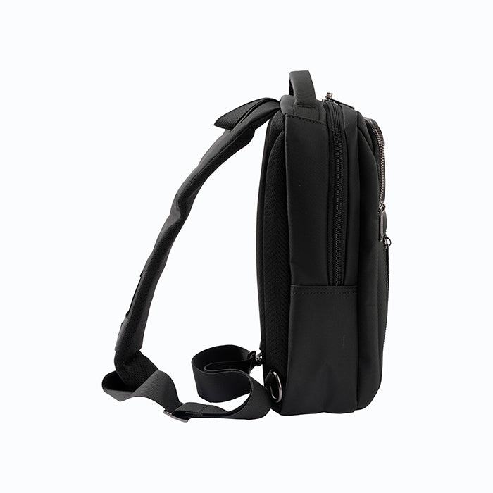 U Elements Essential Wren Crossbody Bag