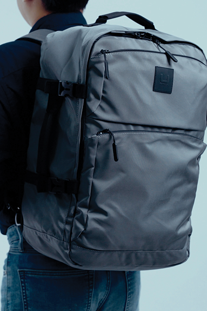 U Elements Uplight Daily 44L Lightweight Backpack - Custom Image