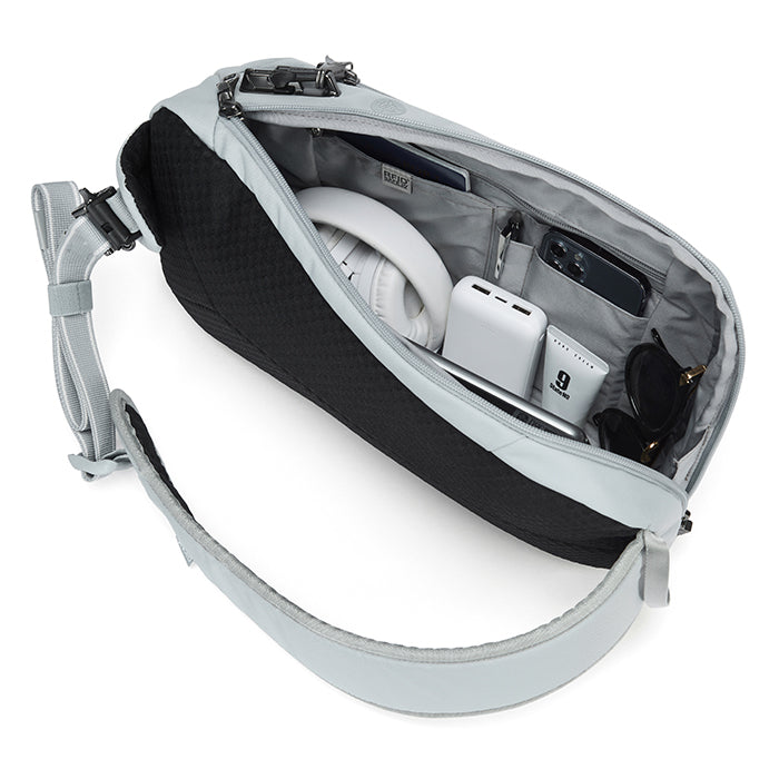 Pacsafe V Tech Anti-Theft Sling Pack