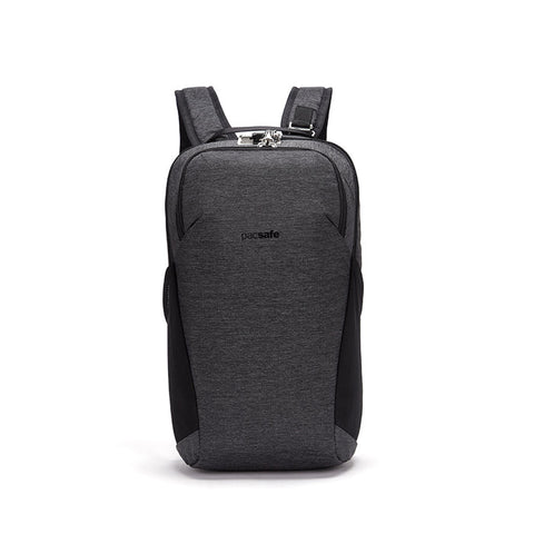 discount on north face backpacks The Women's Jester Everyday Backpack, Pnk Moss, One Size inside and out Model:CI36MLF Coach 1941 Turnlock Saddle Crane