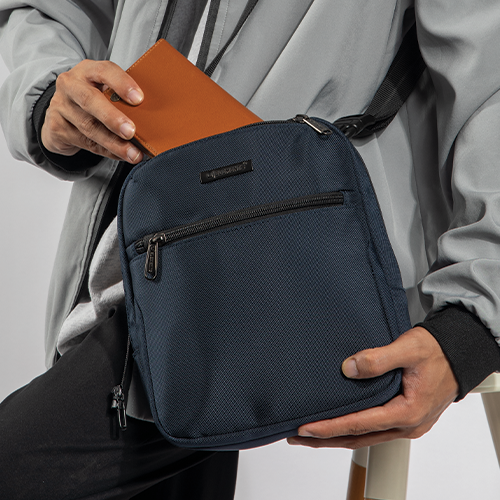 U Elements Defender Edge Anti-Theft Shoulder Bag - Custom Image